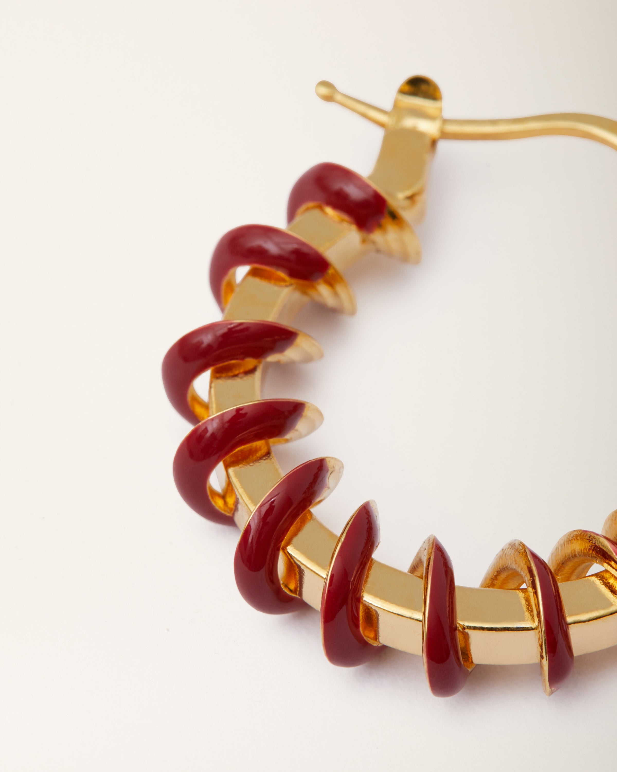 Swirl Orient Red