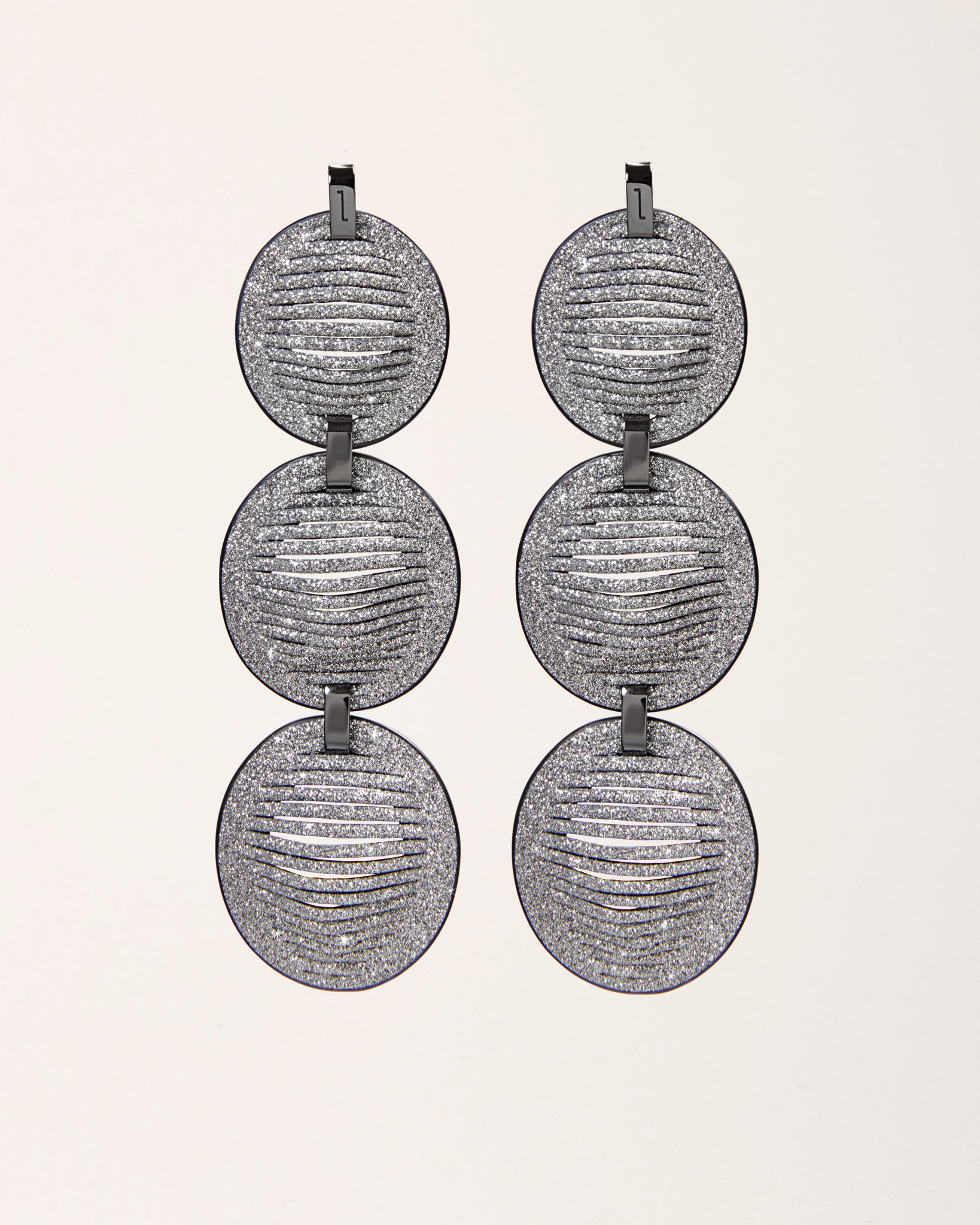 Eclipse Crystal Silver