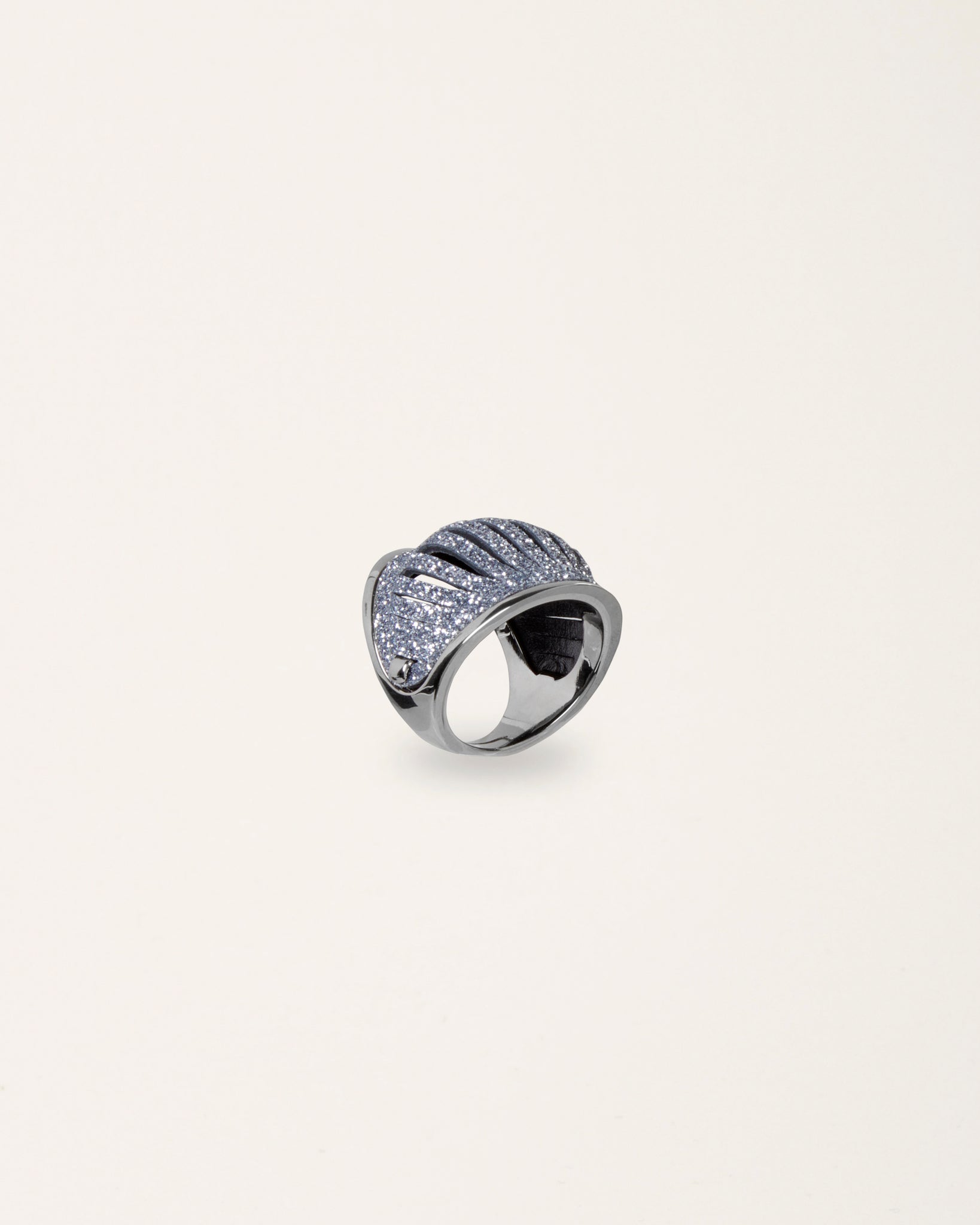 Fiore Crystal Grey