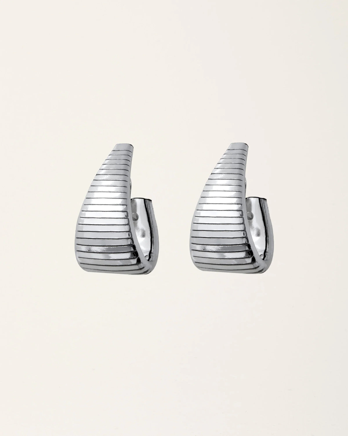 gid://shopify/ProductImage/77384465678679