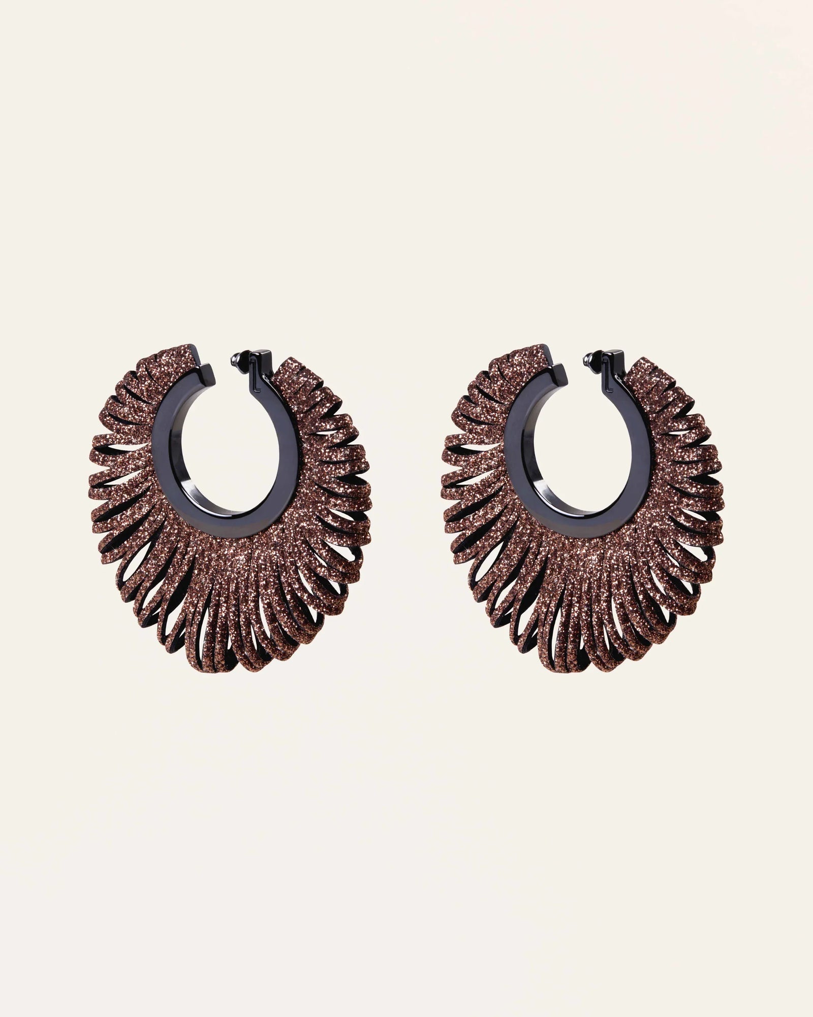 gid://shopify/ProductImage/77386738401623