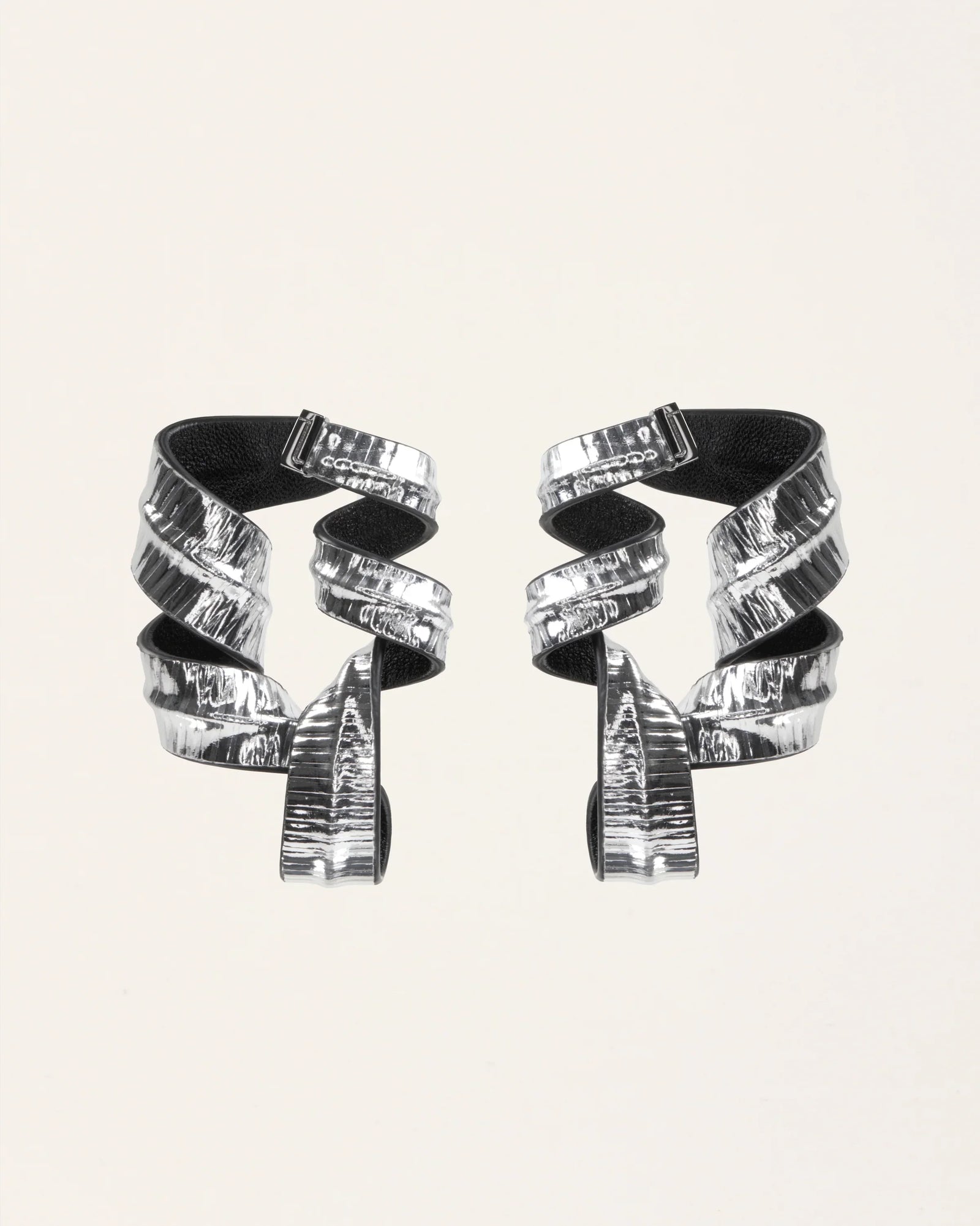 gid://shopify/ProductImage/77386583081303