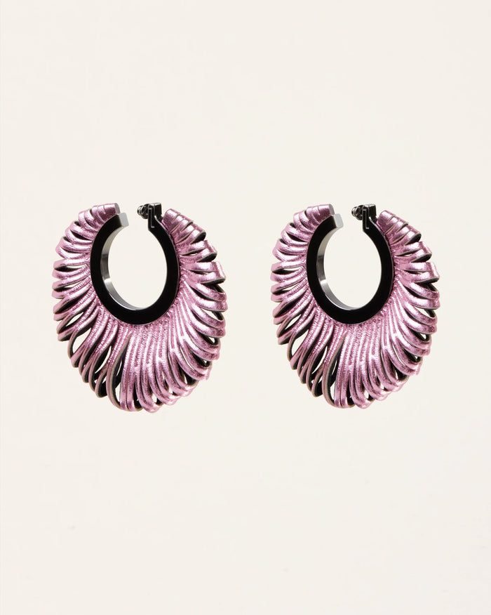 Revolve