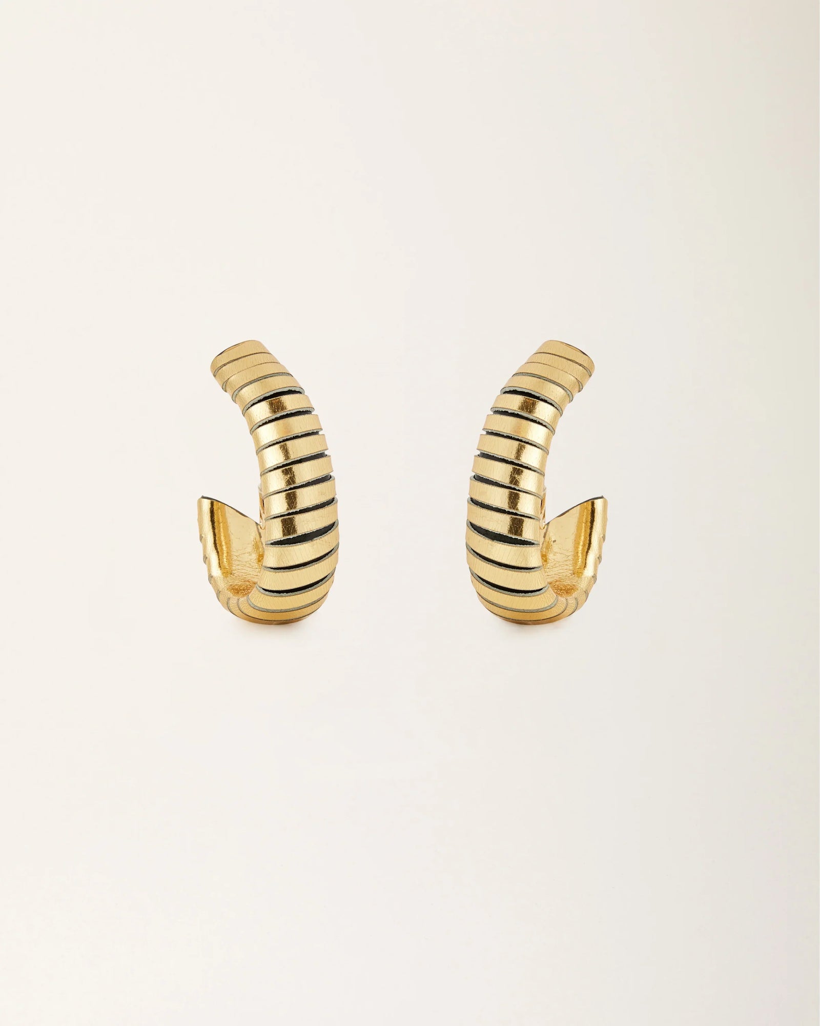 gid://shopify/ProductImage/77373850779991