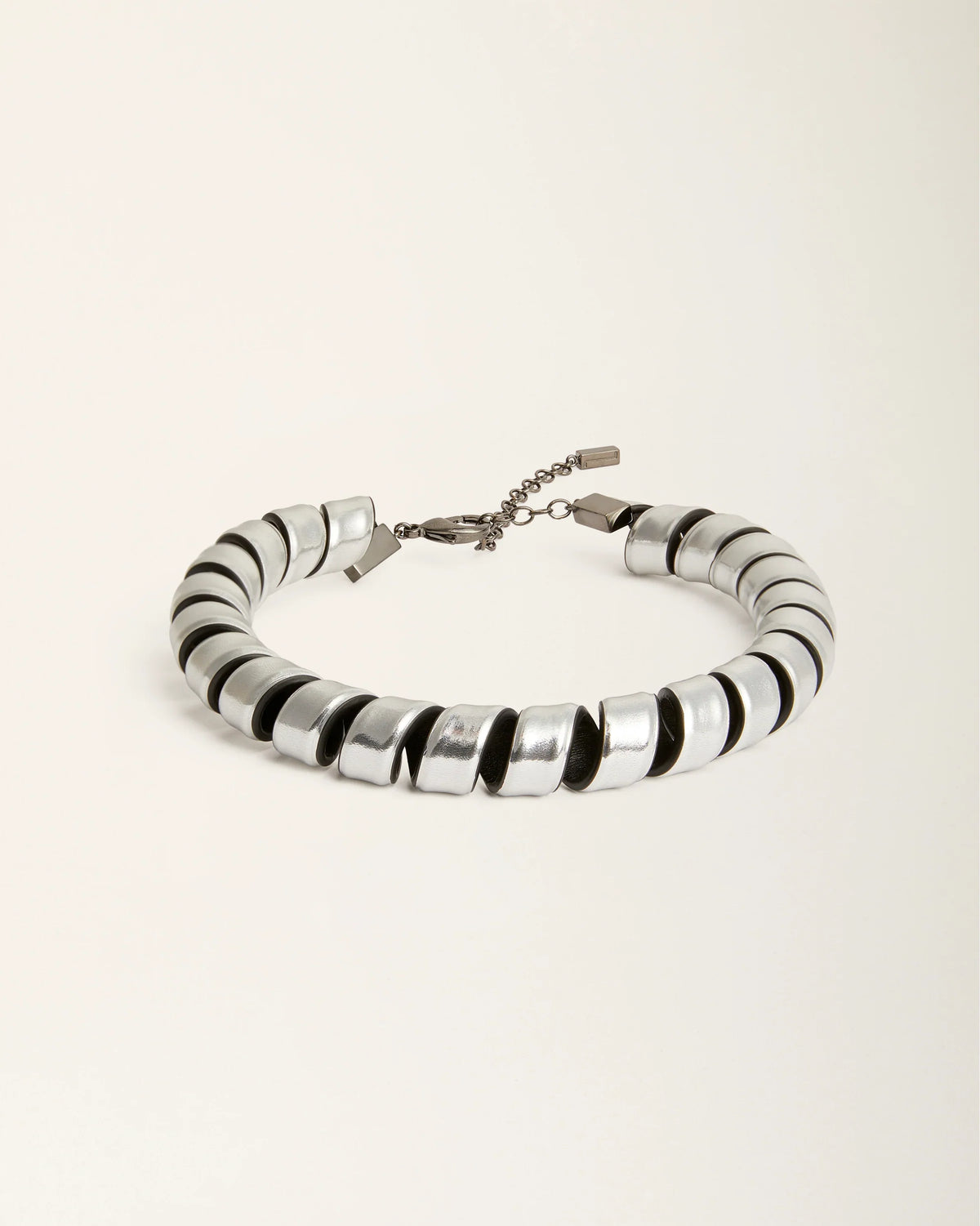 gid://shopify/ProductImage/77387198759255