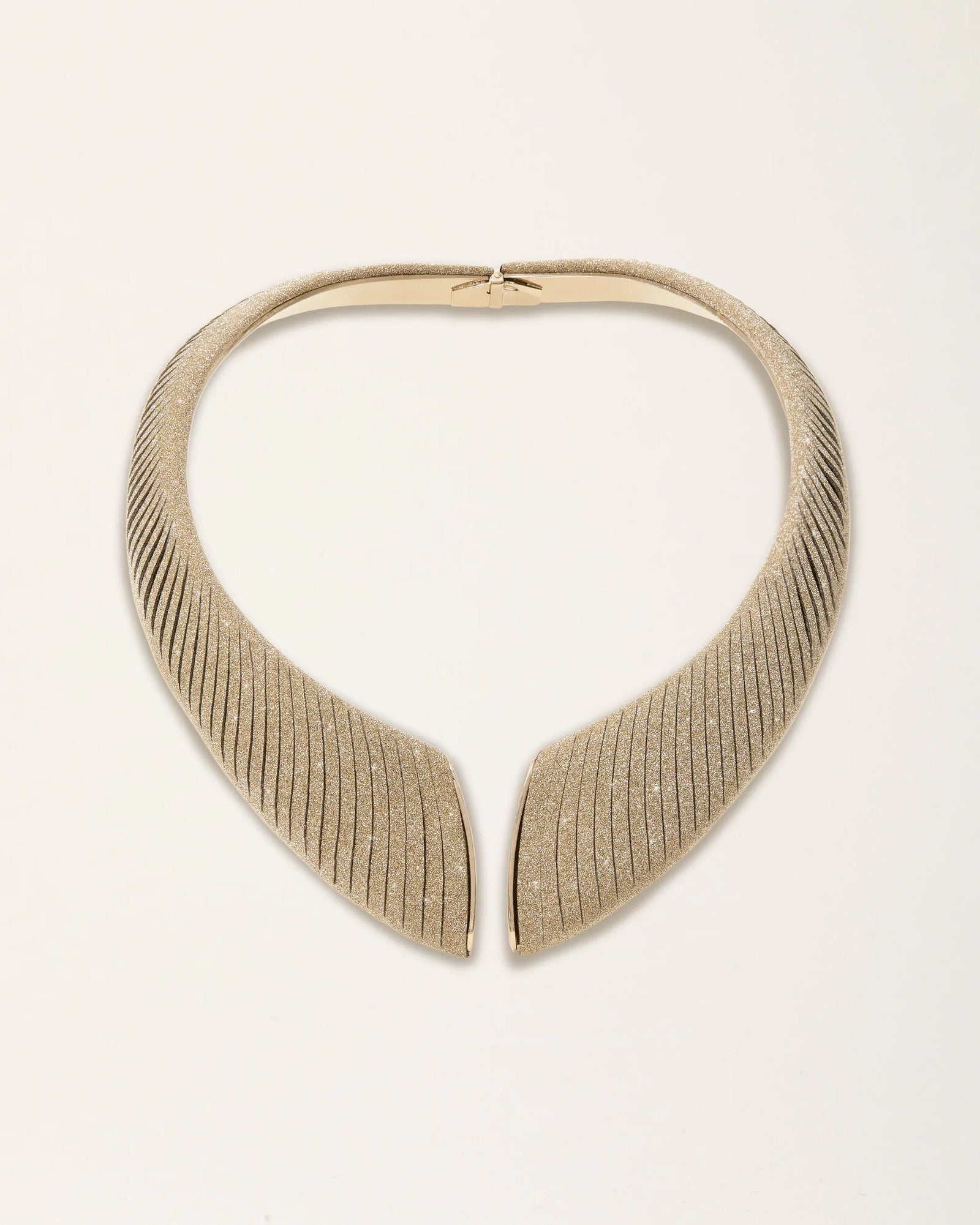 gid://shopify/ProductImage/77380609409367