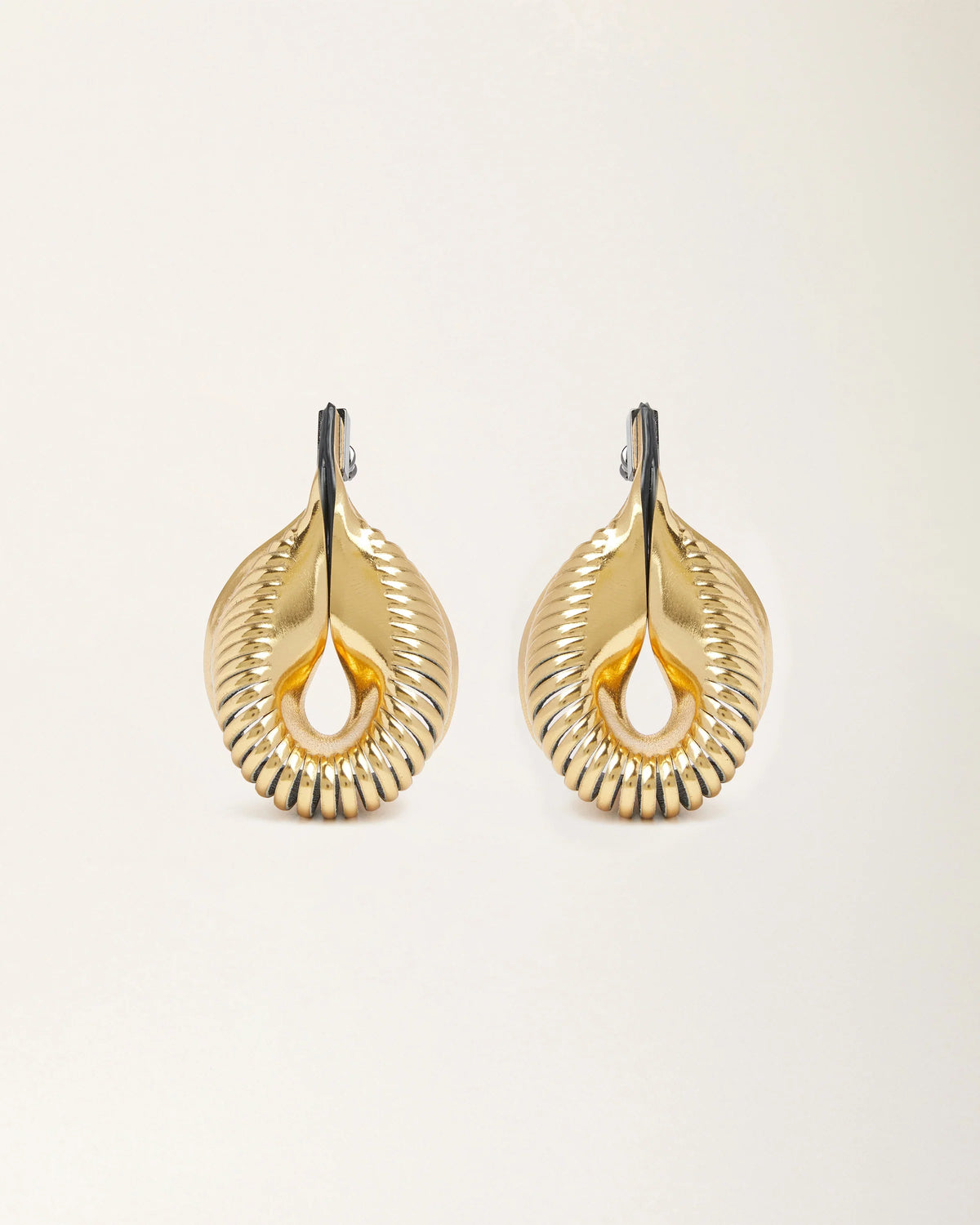 gid://shopify/ProductImage/77303332471127