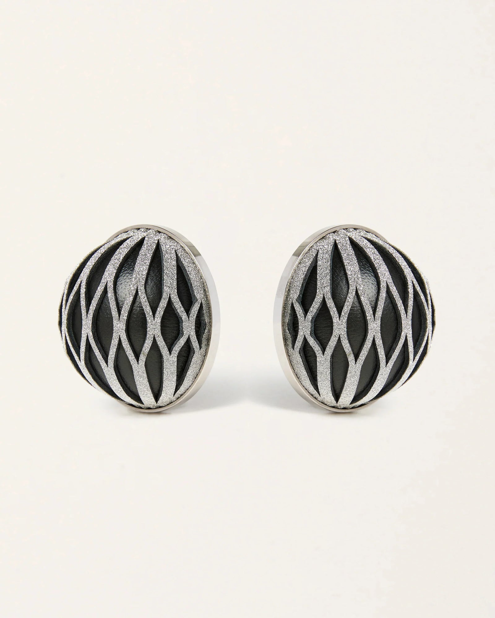 gid://shopify/ProductImage/77364908392791
