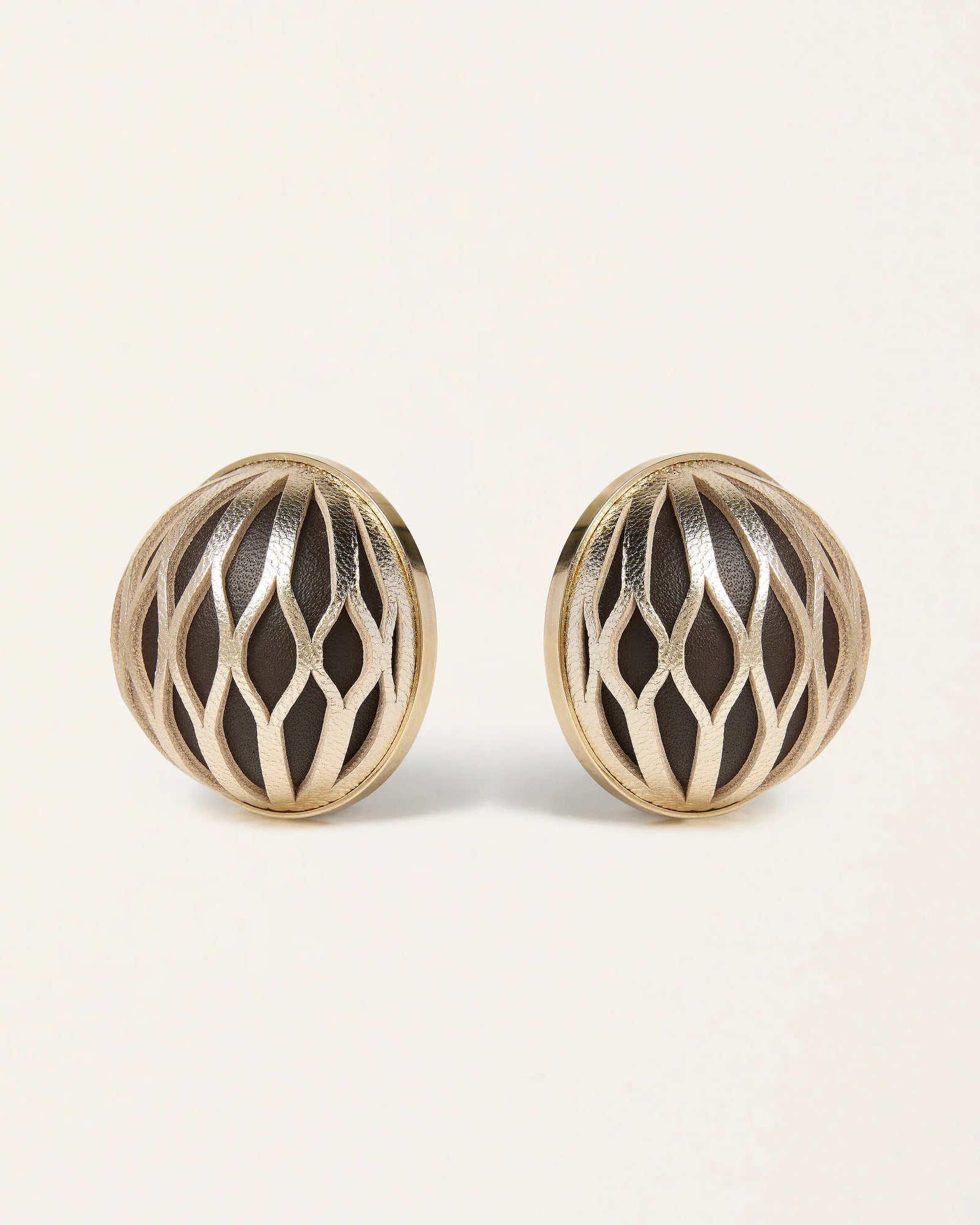 gid://shopify/ProductImage/77364908196183