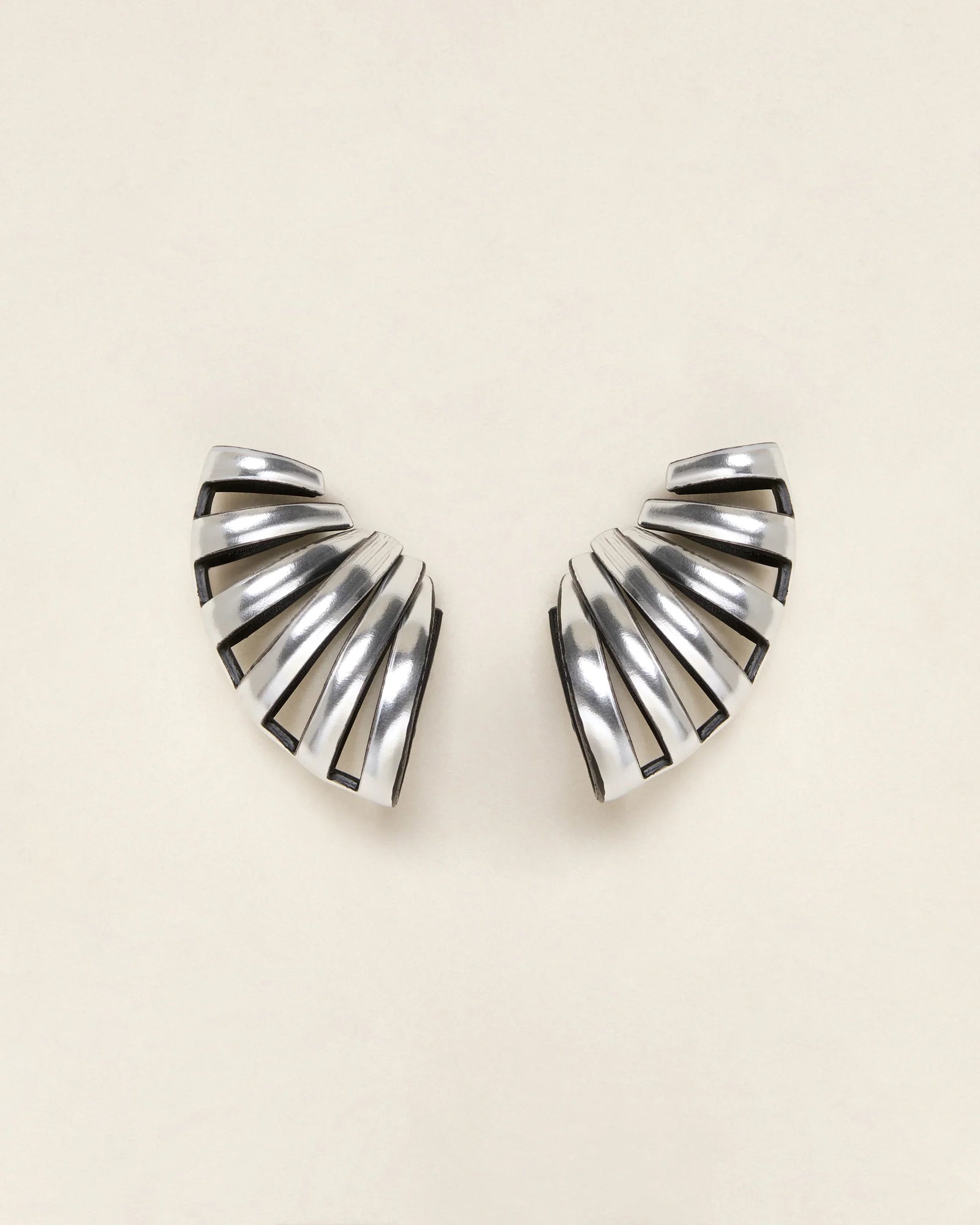 gid://shopify/ProductImage/77378873491799