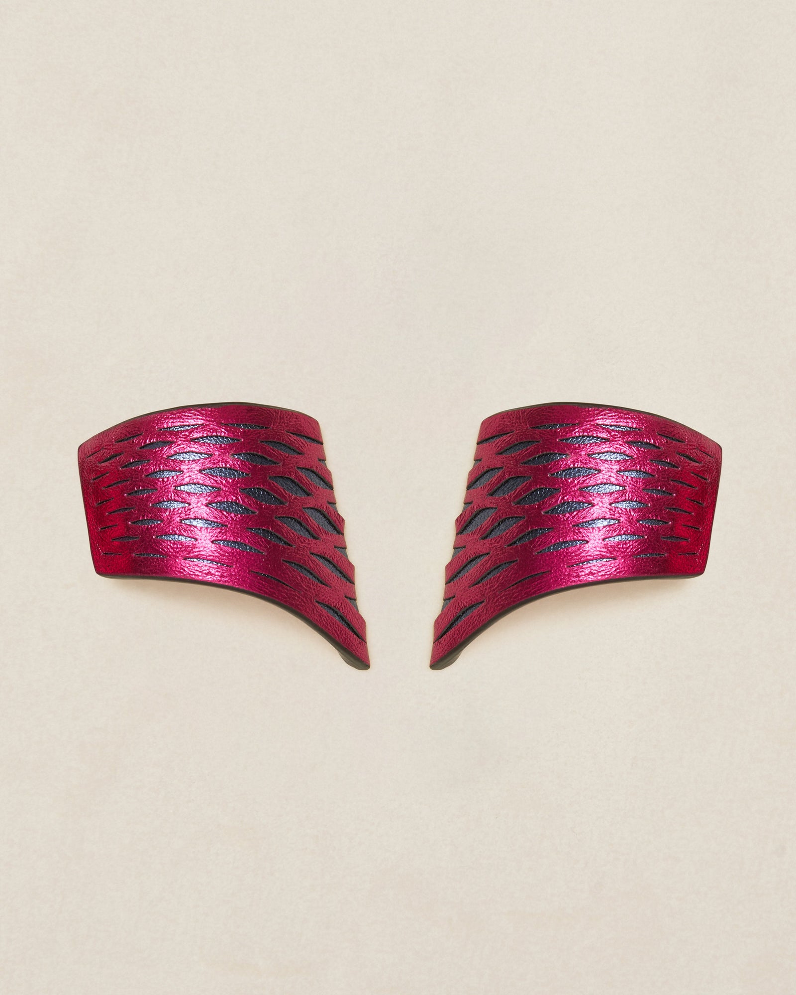 gid://shopify/ProductImage/77475393077591