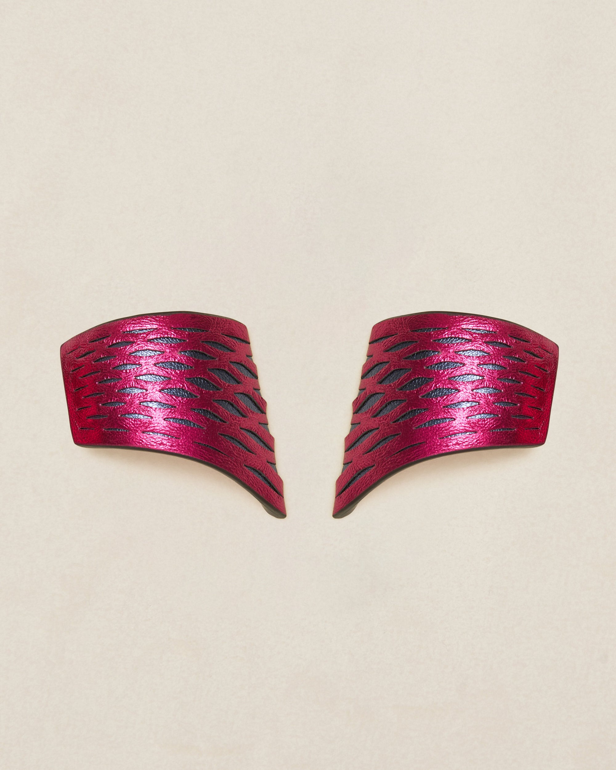 gid://shopify/ProductImage/77475393077591