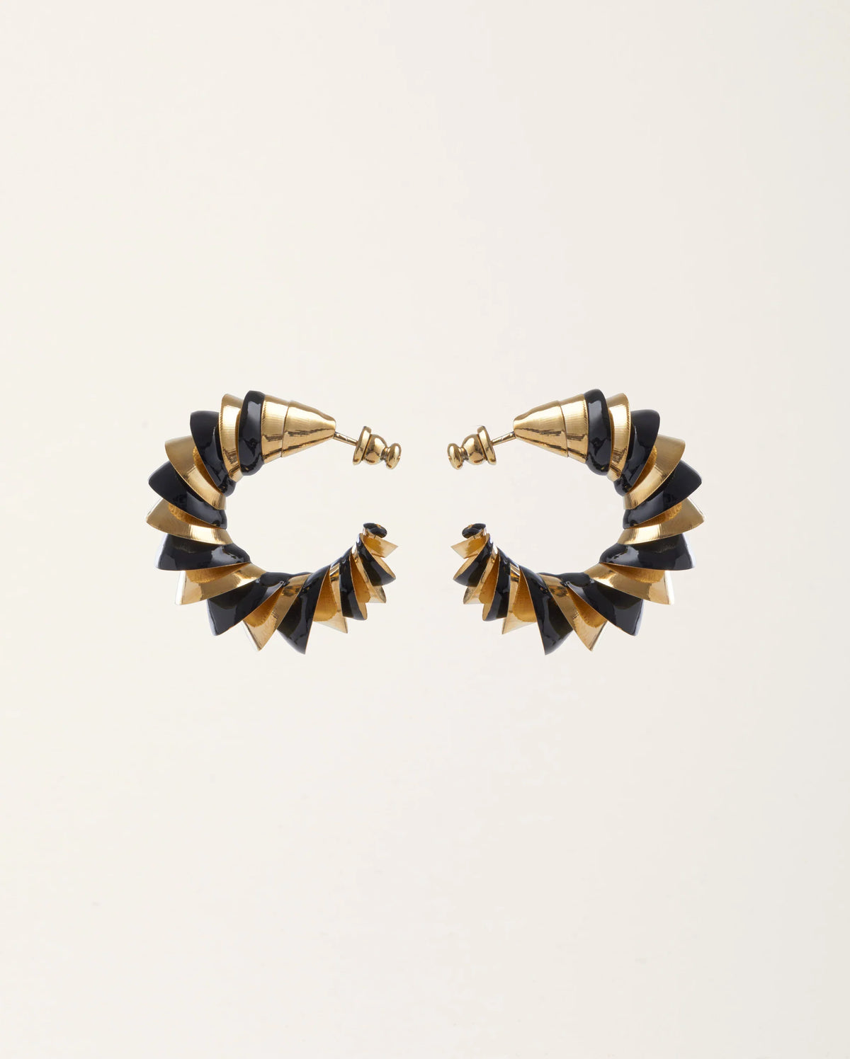 gid://shopify/ProductImage/77304063459671