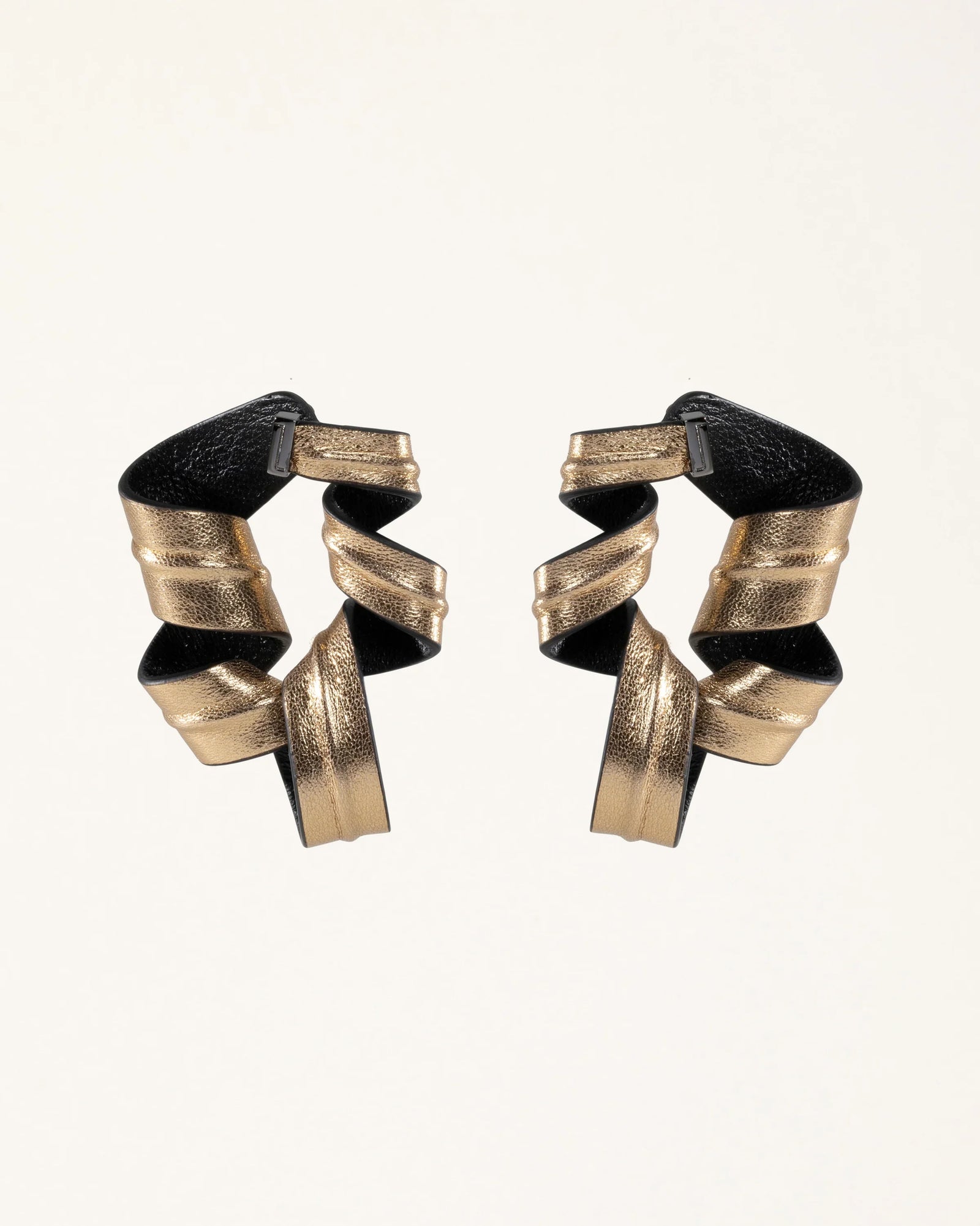 gid://shopify/ProductImage/77386583146839