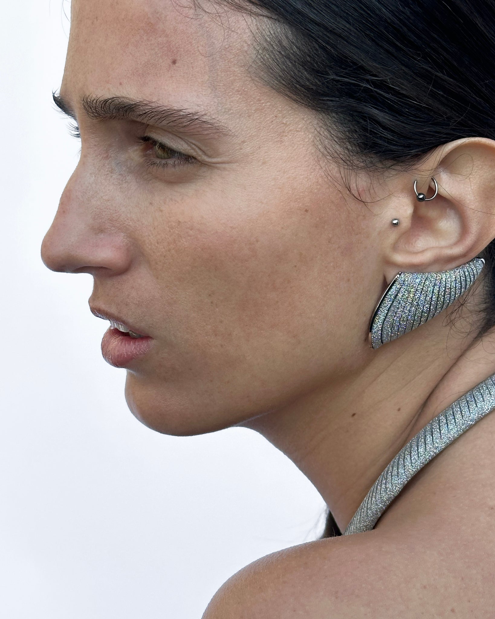 Sinuous Crystal Silver